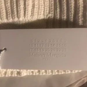 BNWT MASION MARGIELA WINTER WHITE COTTON CAP UNISEX Maison Martin Margiela | Accessories | Bnwt Masion Margiela  main image 2